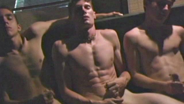 Twink 5 Guys Orgy