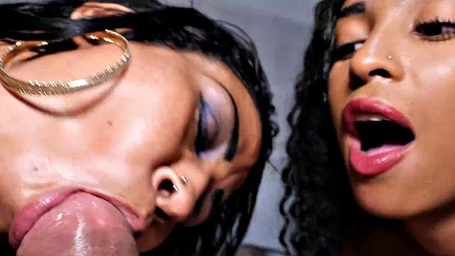 смотри, как амайя такаё и ариэла ферраз берут в рот огромный черный член