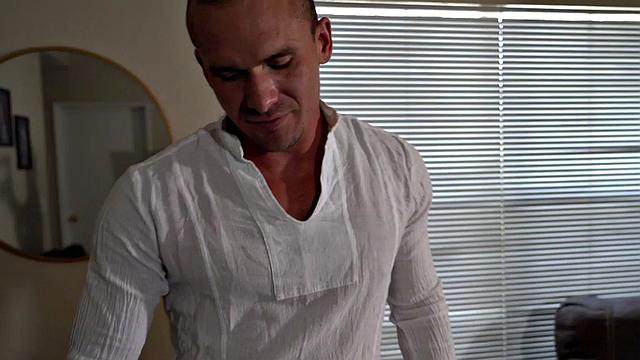 IR Spiderman cosplay barebacked by athletic jock