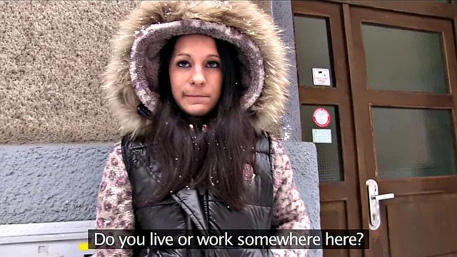 Student wants to fuck for cash