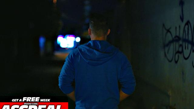 Horny Twink Fucked By Hunk Stranger - Roman Todd, Theo Brady - Nextdoorraw