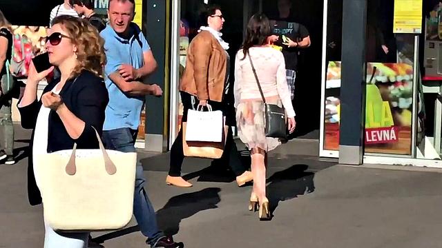 Redheaded MILF Karolina