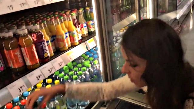 Redheaded MILF Karolina