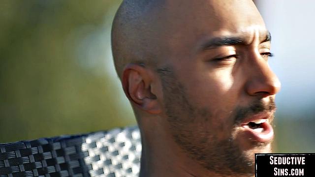 Hairycunt babe gets pounded by BF