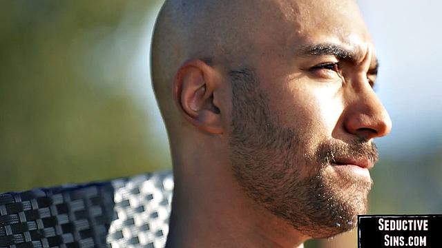 Hairycunt babe gets pounded by BF