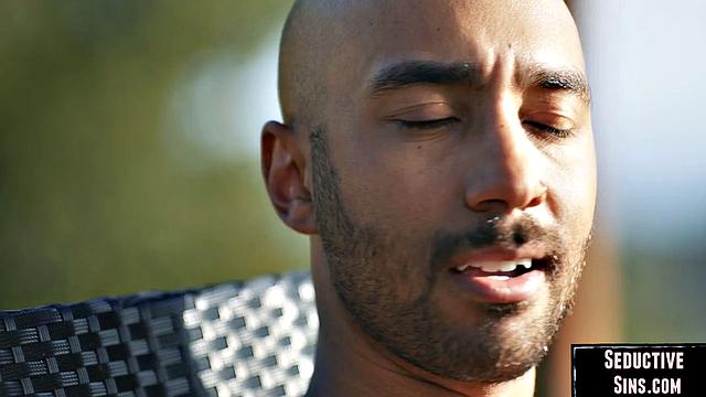 Hairycunt babe gets pounded by BF