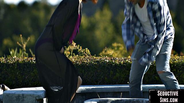 Hairycunt babe gets pounded by BF