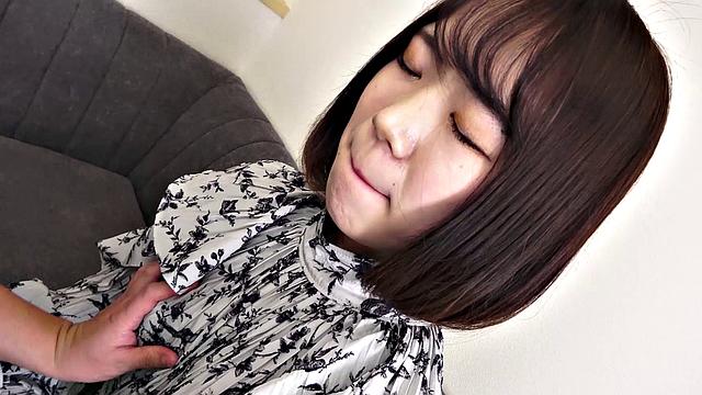 Cute Ayumi is single and our amateur sex partner today