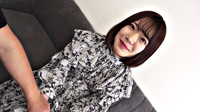 Cute Ayumi is single and our amateur sex partner today