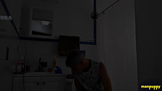 Бывшая девушка гиганта получает унижение по заднице - Ричард Леннокс
