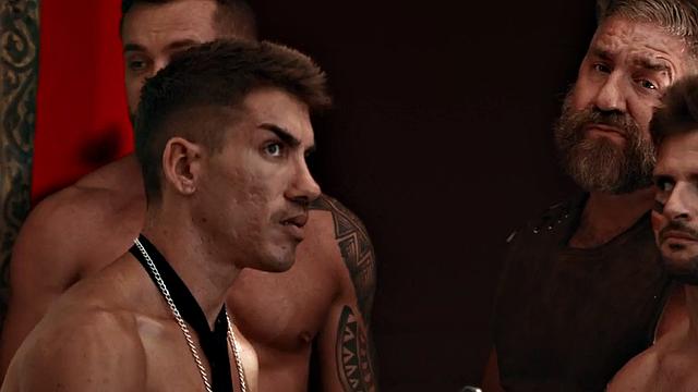 Muscular guy fucks perverted stud in tight anal hole