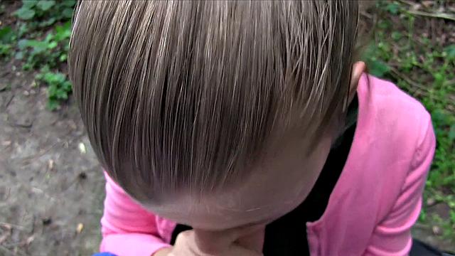 College Teen Fucks for Money Outside