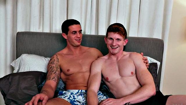 Skinny debut fucked by athletic top after casting