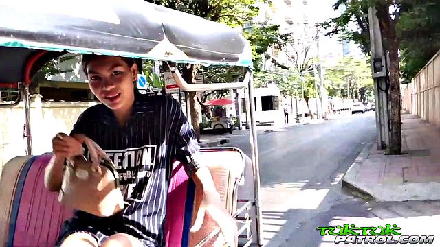 Stunning Thai Girl, Prik