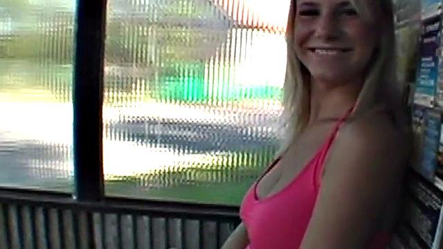 Public amateur busty babe fucked outdoor after BJ