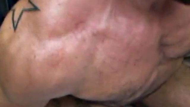 Amateur German jock with tattoos assfucked by BF