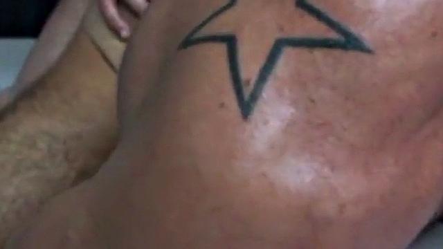 Amateur German jock with tattoos assfucked by BF