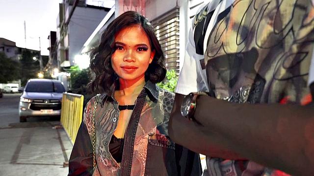 Anal Virgin Gets Fucked