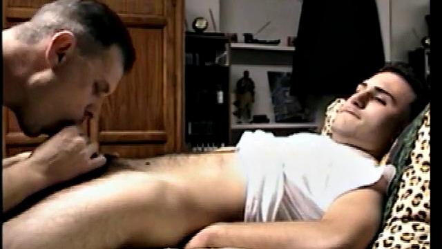Гей-секс с натуралом Полли - страсть зашкаливает!