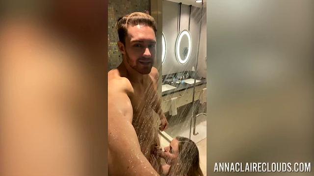 Anna Claire Clouds and Sam Shock Shower Sex