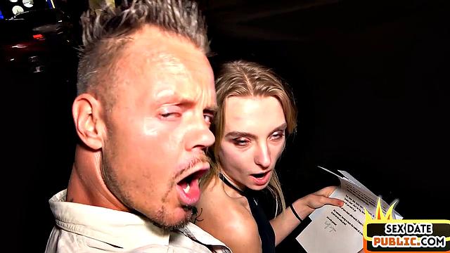 Amateur blondie fucked by stranger