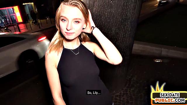 Amateur blondie fucked by stranger