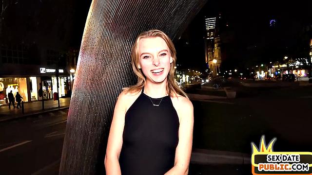 Amateur blondie fucked by stranger