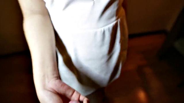 Smooth-Sucking Asian Beauty