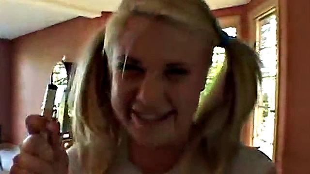 Summer Eats out Horny Lez