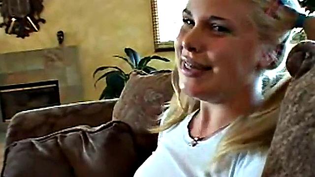 Summer Eats out Horny Lez