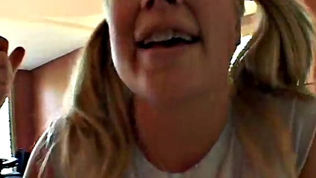 Summer Eats out Horny Lez