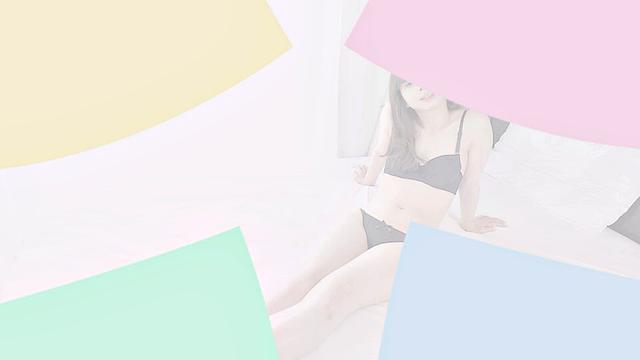 Introducing the sexy Yumi Kawai