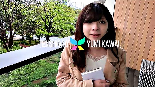 Introducing the sexy Yumi Kawai