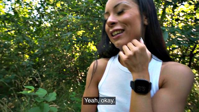 Real picked up babe gets pounded outdoors for a free ride