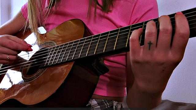 Squirting Up The Storm