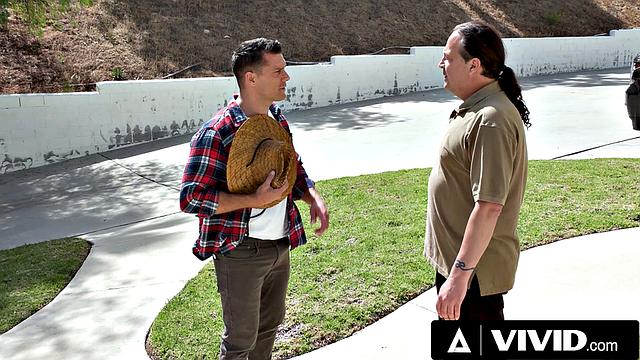 VIVID - Stepdaughter Penelope Kay Gets Railed By Gardener While Watches