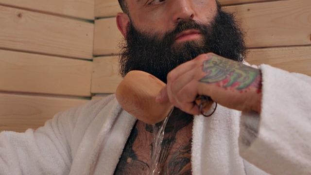 Sexy anal guy fucked by big white dick while riding