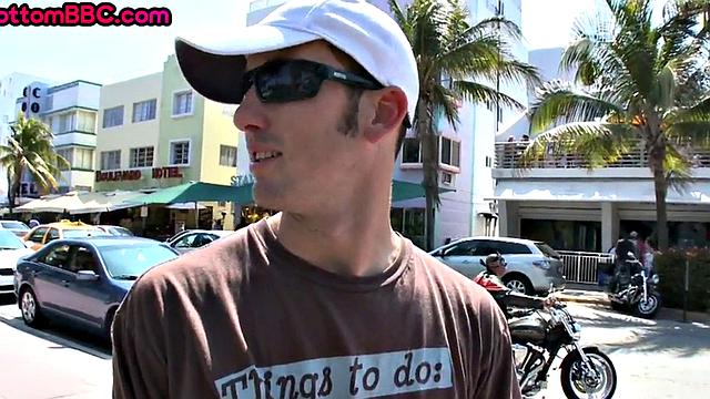 Black jock picked up and fucked at home by white top