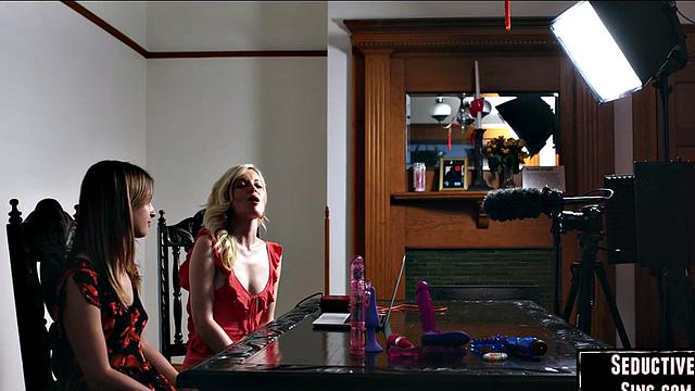 Blonde slut hard pussylicked