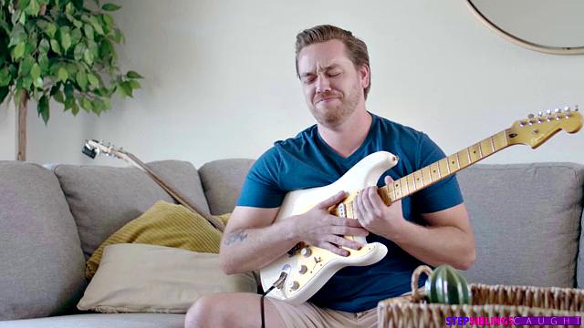 Getting Off On Step - S16:E5