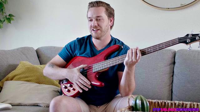 Getting Off On Step - S16:E5