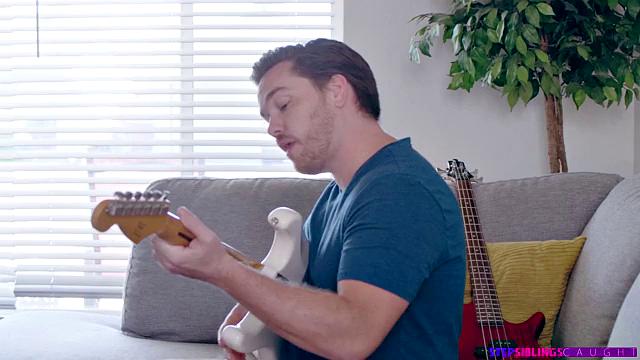 Getting Off On Step - S16:E5