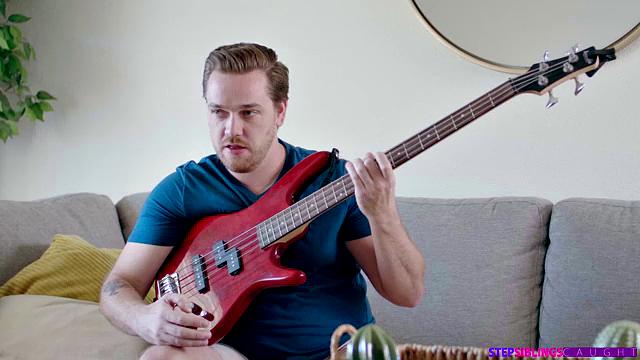 Getting Off On Step - S16:E5