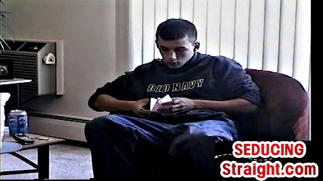 Homemade stud wanks cock till cum in solo action