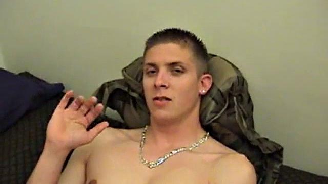 Dalton Harris Jerks His Meat
