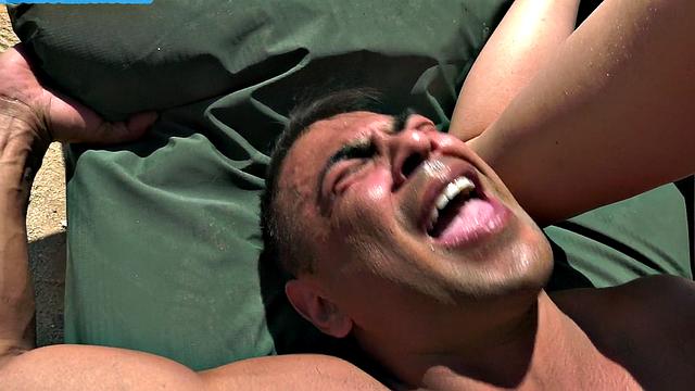 Babe sucks in double penetration threesome