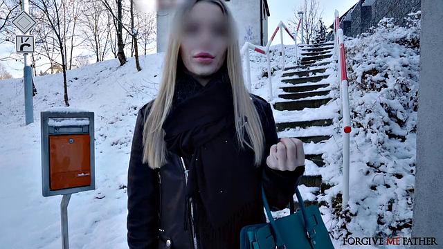 Blonde addict needs cash