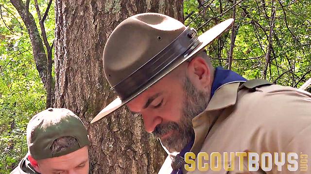 TROOP TIME - Rope Tying