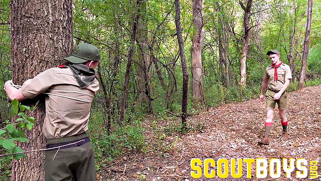 TROOP TIME - Rope Tying