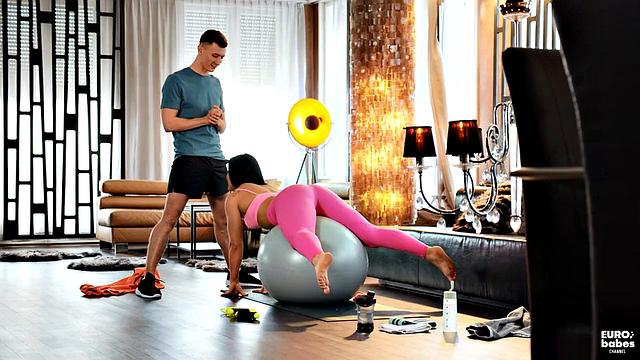 Expanding Her Hole